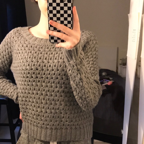 Grey Knit sweater - Picture 2 of 2